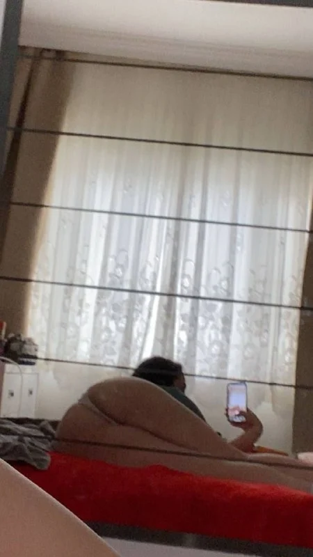 بنوته جسمها مرسوم رسم تصور نودز و هي بتقلع هدومها و تستعرض جمال كسها الوردي